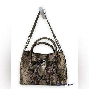 Michael Kors snakeskin design purse with key in EUC